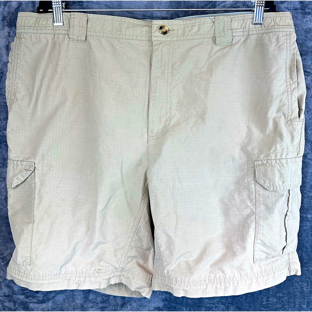 Men's Beige Solid Cargo Shorts Flat Front Cargo Pockets Cotton Nylon Blend